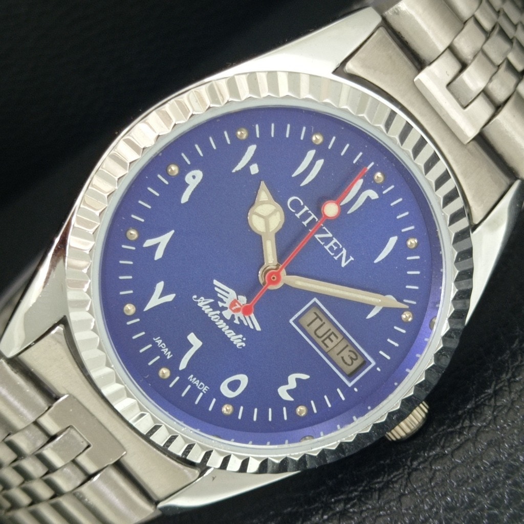 Vintage 1978 Citizen Automatic Mens Silver Watch WDaydate  Blue Accents